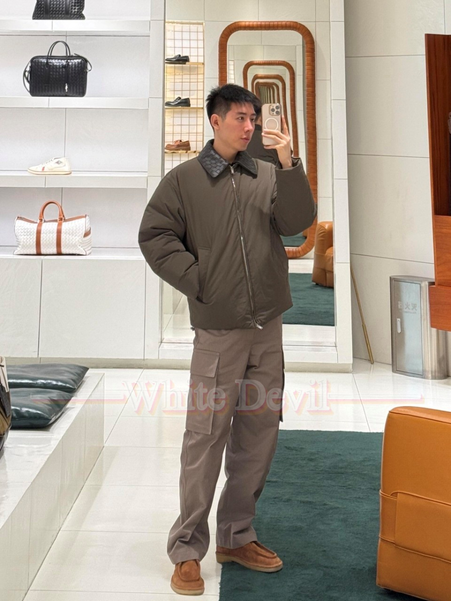 하얀악마 레플리카 보테가 패딩 (1).jpg