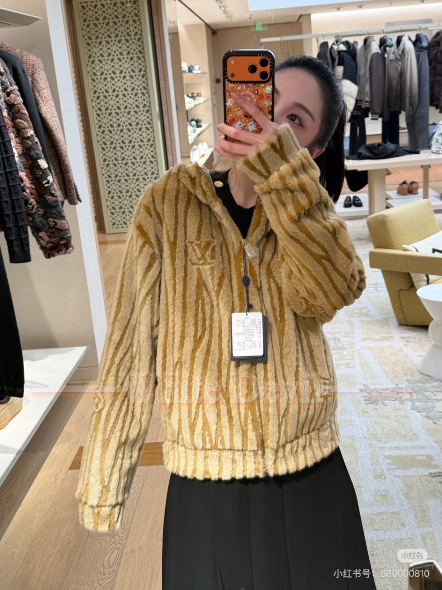 하얀악마 레플리카 루이비통 자켓 (2).jpg