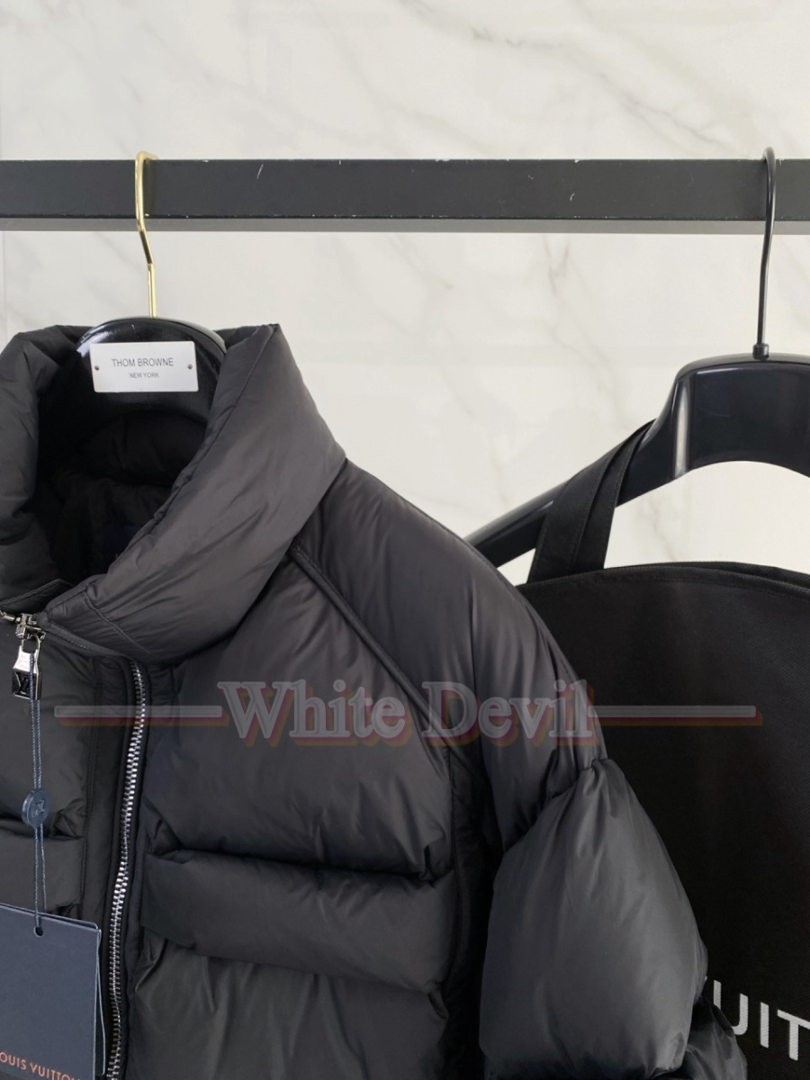 하얀악마 이미테이션 루이비통 패딩 (2).jpg