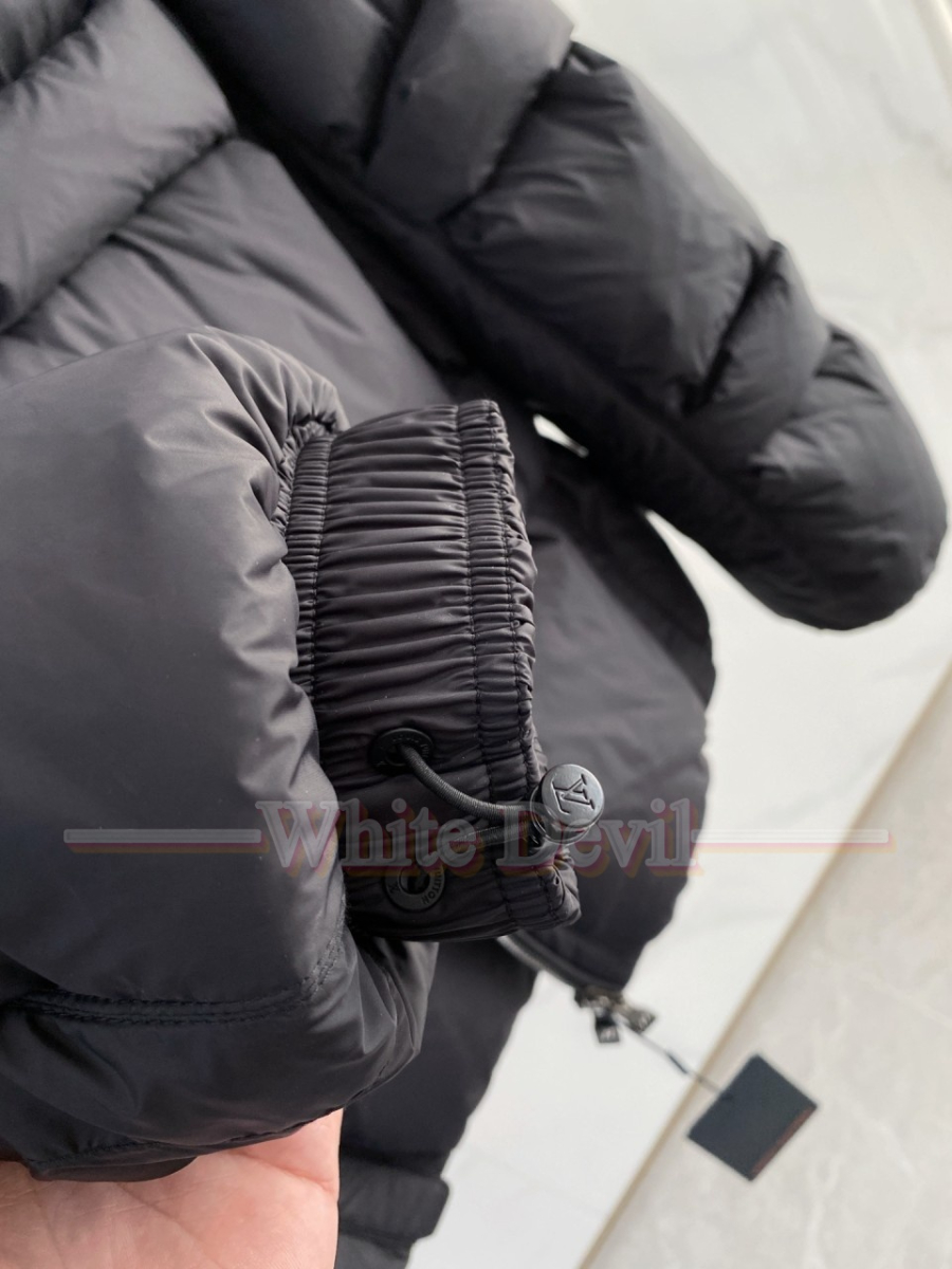하얀악마 이미테이션 루이비통 패딩 (5).jpg