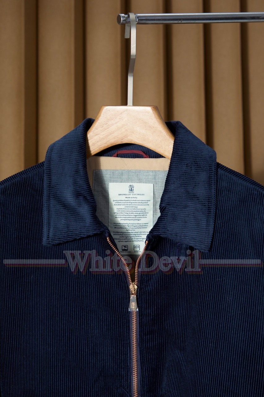 하얀악마 이미테이션 쿠치넬리 점퍼 (6).jpg