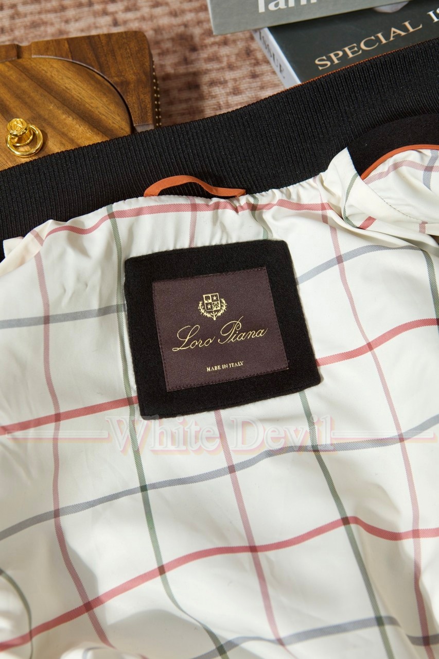 하얀악마 이미테이션 로로피아나 조끼 (14).jpg