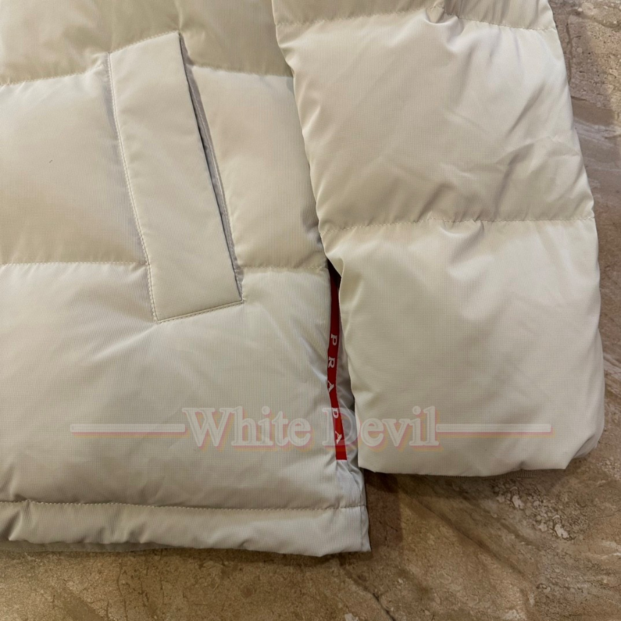 하얀악마 이미테이션 프라다 패딩 (7).jpg