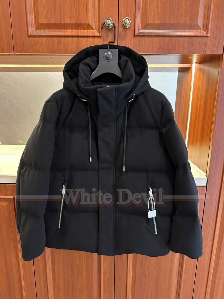 하얀악마 이미테이션 제냐 패딩 (1).jpg