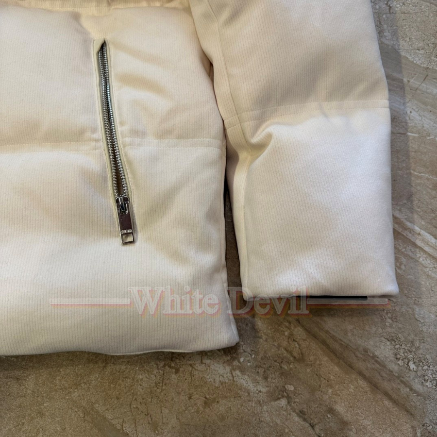 하얀악마 이미테이션 제냐 패딩 (9).jpg