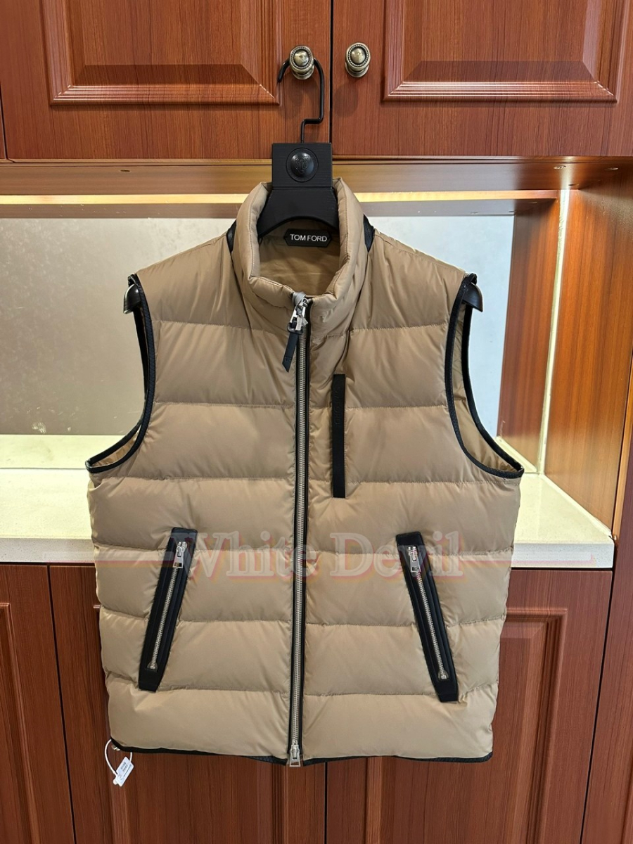 하얀악마 이미테이션 톰포드 조끼 (1).jpg