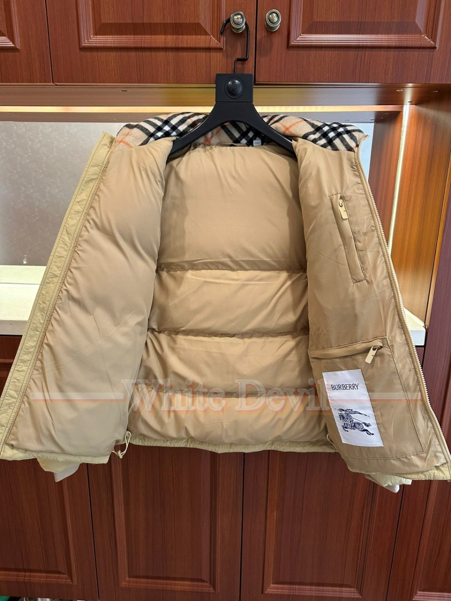 하얀악마 이미테이션 버버리 패딩 (9).jpg