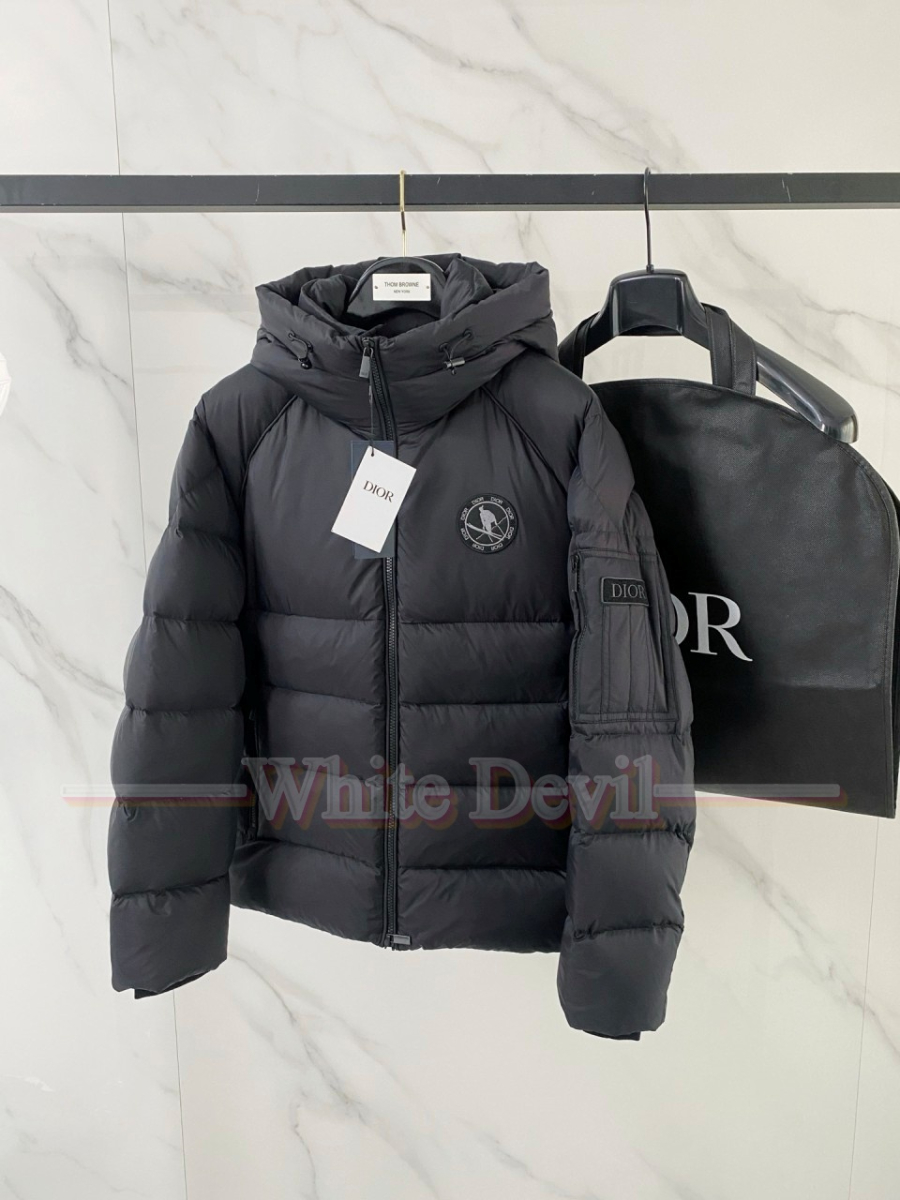 하얀악마 이미테이션 디올 패딩 (1).jpg