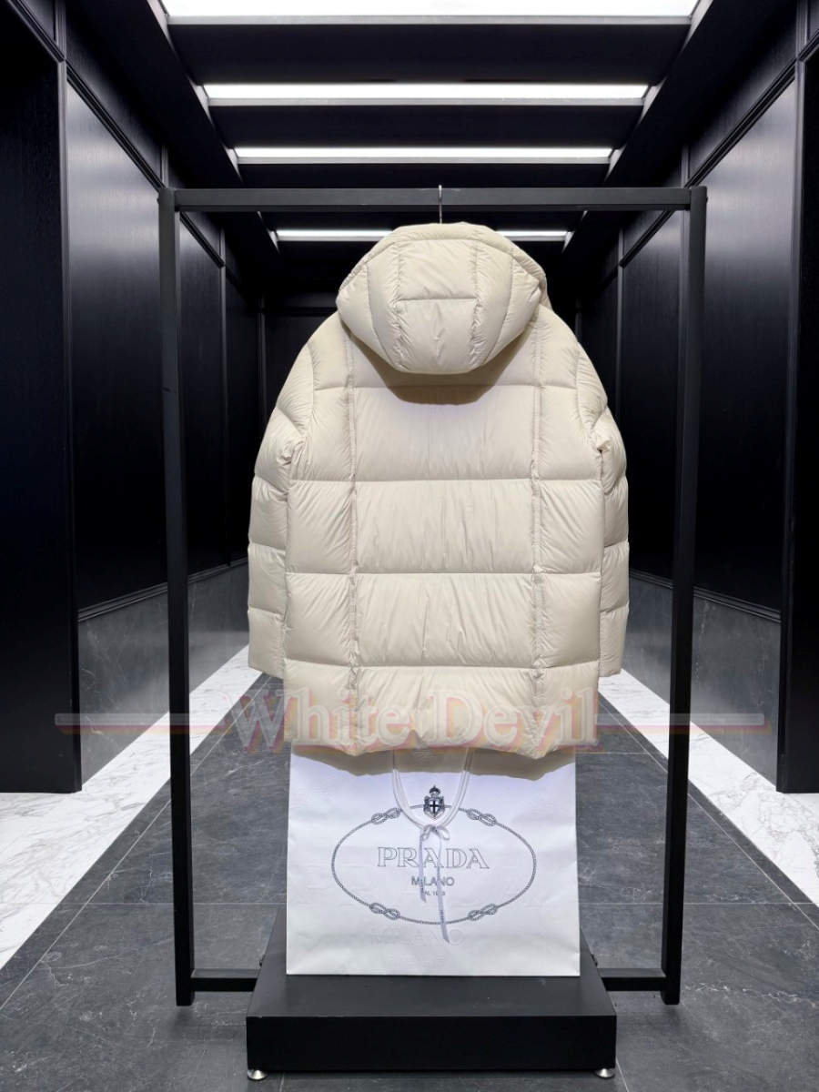 하얀악마 레플리카 프라다 패딩 (9).jpg