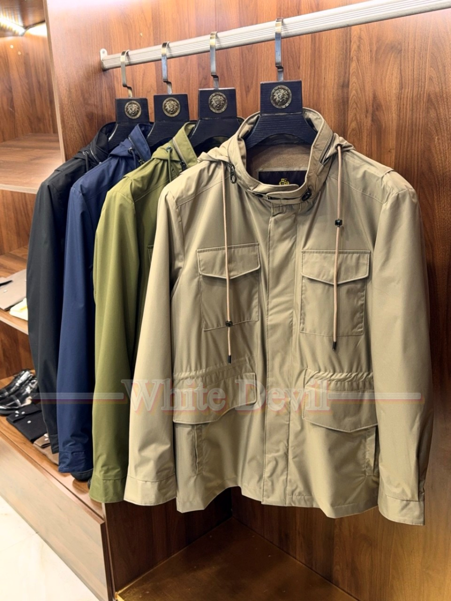 하얀악마 레플리카 로로피아나 점퍼 (3).jpg