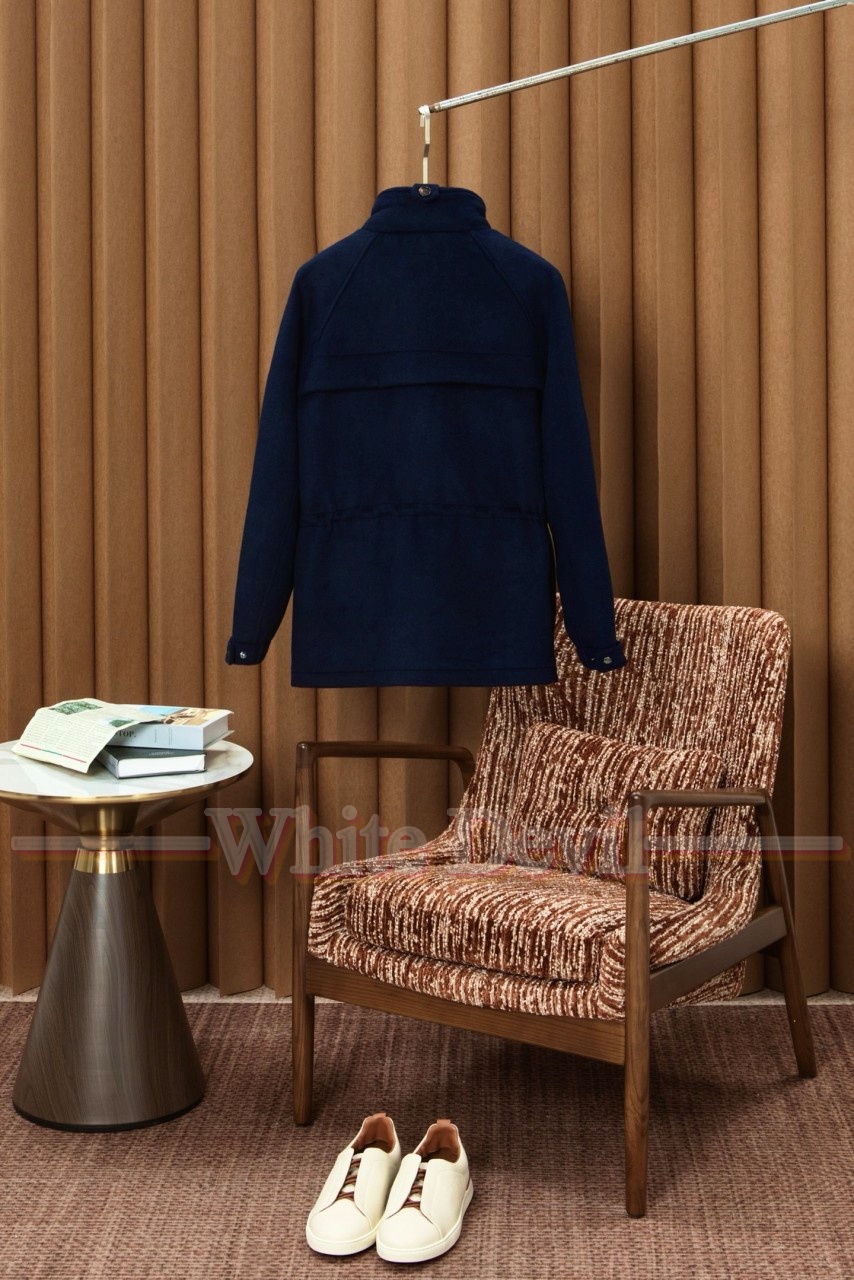 하얀악마 레플리카 로로피아나 코트 (5).jpg