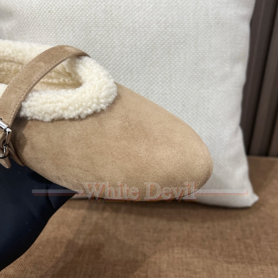 하얀악마 이미테이션 알라이아 플랫 (13).jpg