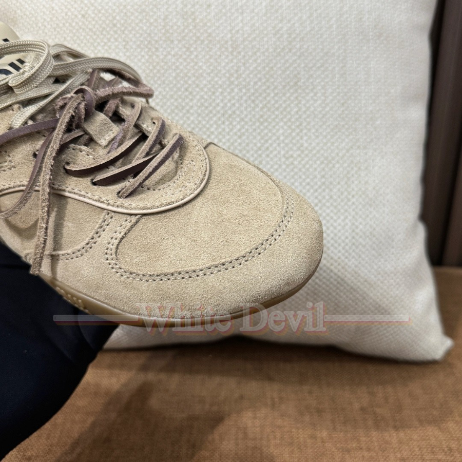 하얀악마 이미테이션 미우미우 운동화 (11).jpg