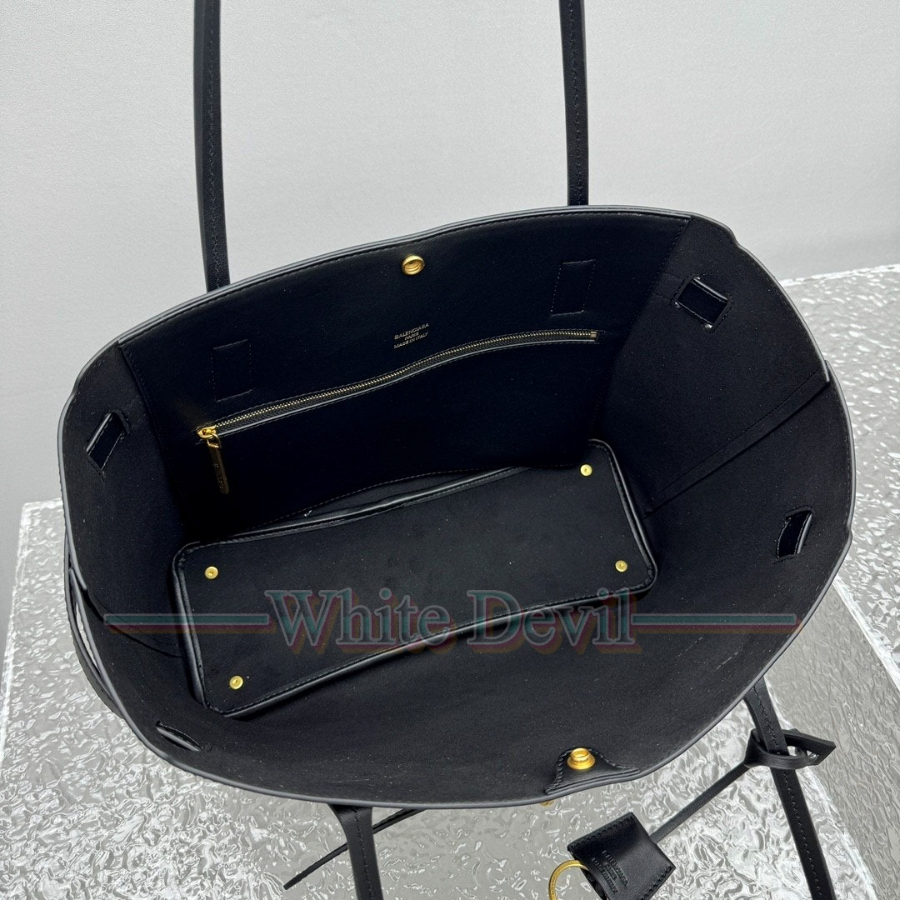 하얀악마 레플리카 발렌시아가 벨에어 (9).jpg