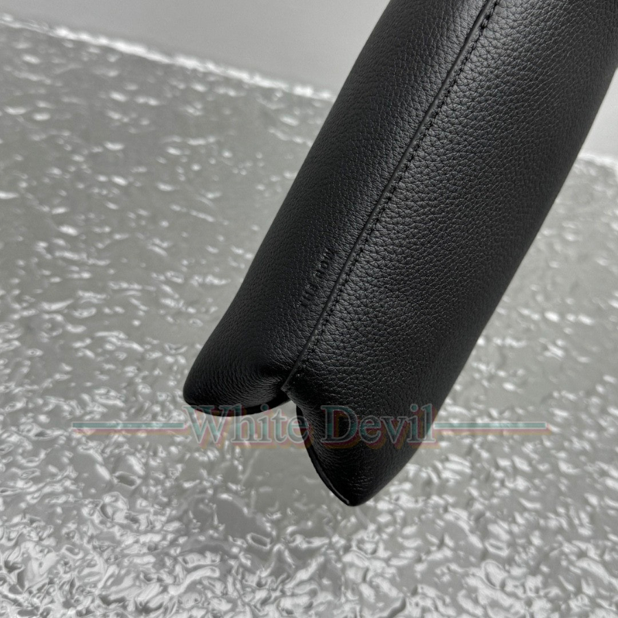 하얀악마 레플리카 더로우 크로스백 (6).jpg