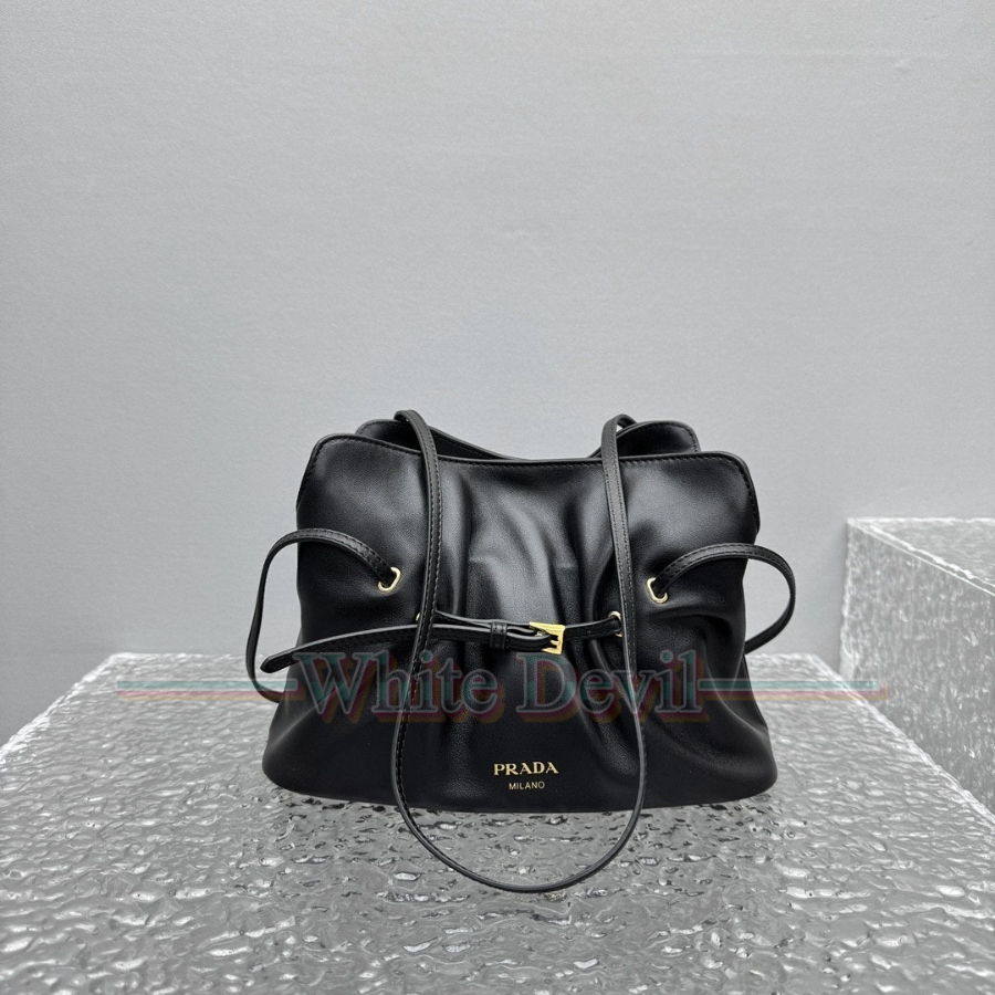하얀악마 레플리카 프라다 가방 (2).jpg