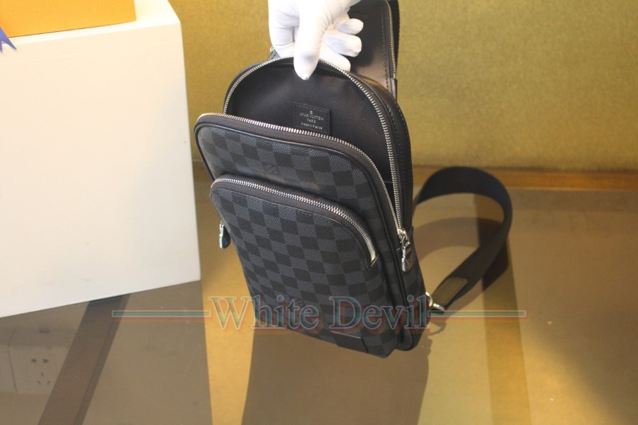 하얀악마 레플리카 루이비통 슬링백 (9).jpg