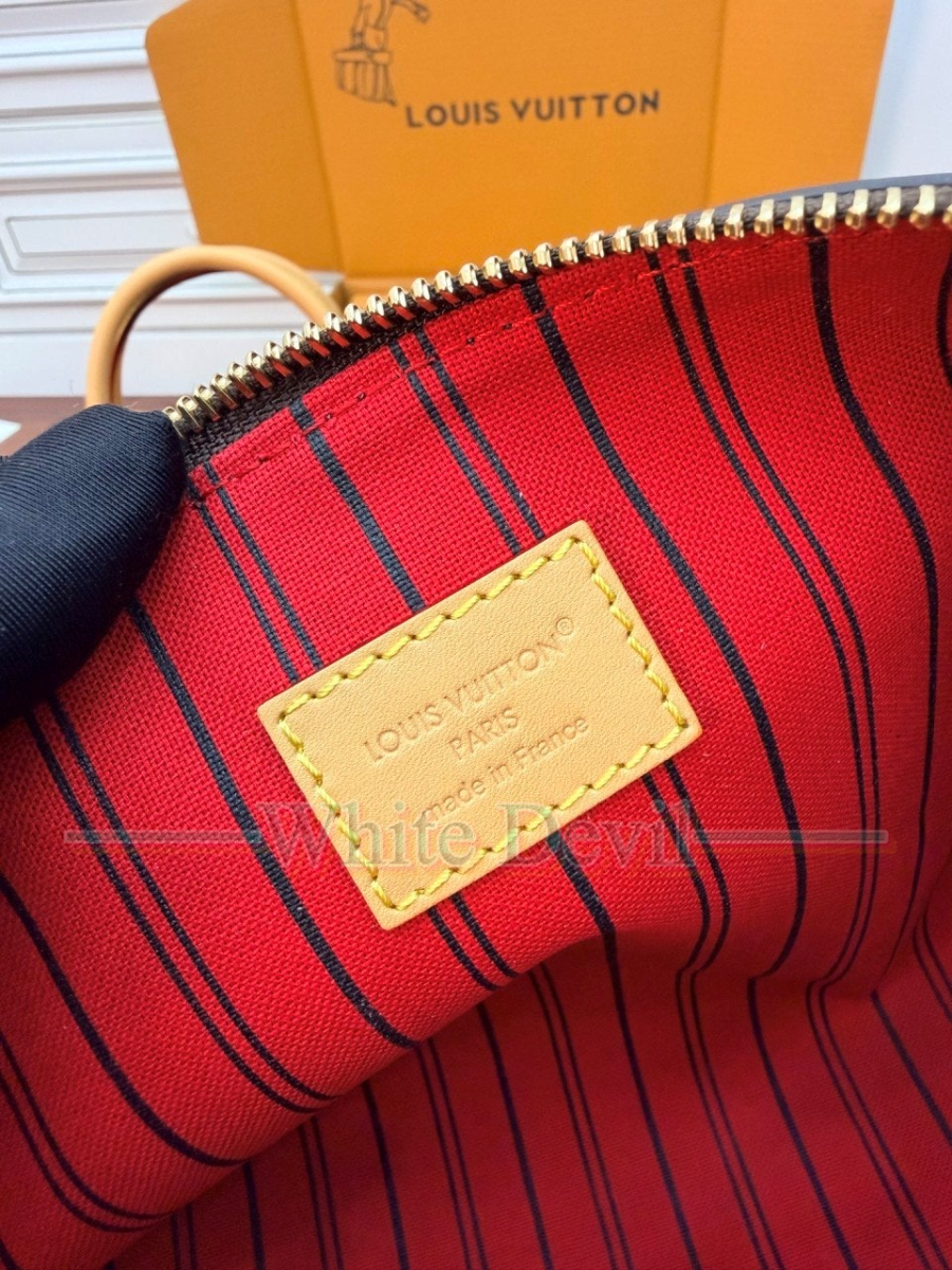 하얀악마 레플리카 루이비통 에버모어 (7).jpg