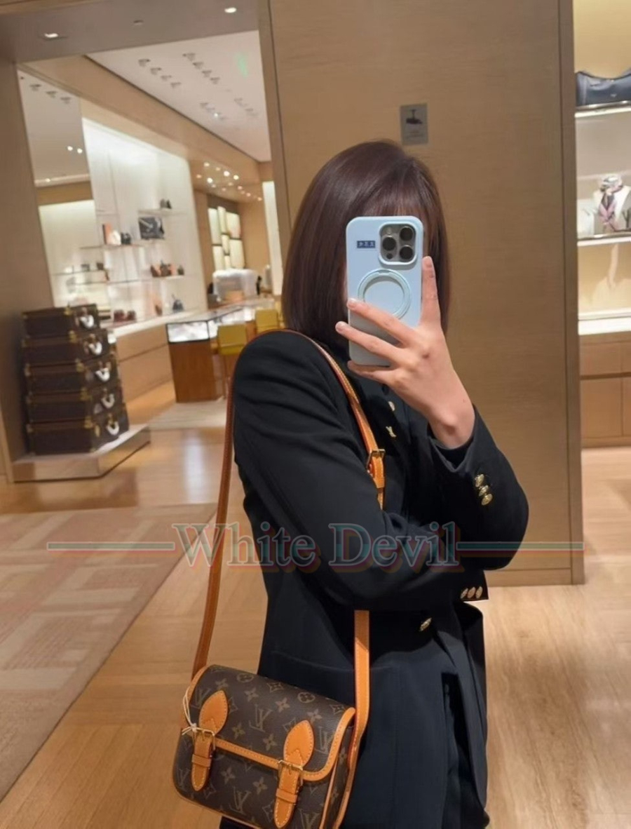 하얀악마 레플리카 루이비통 사첼 (1).jpg