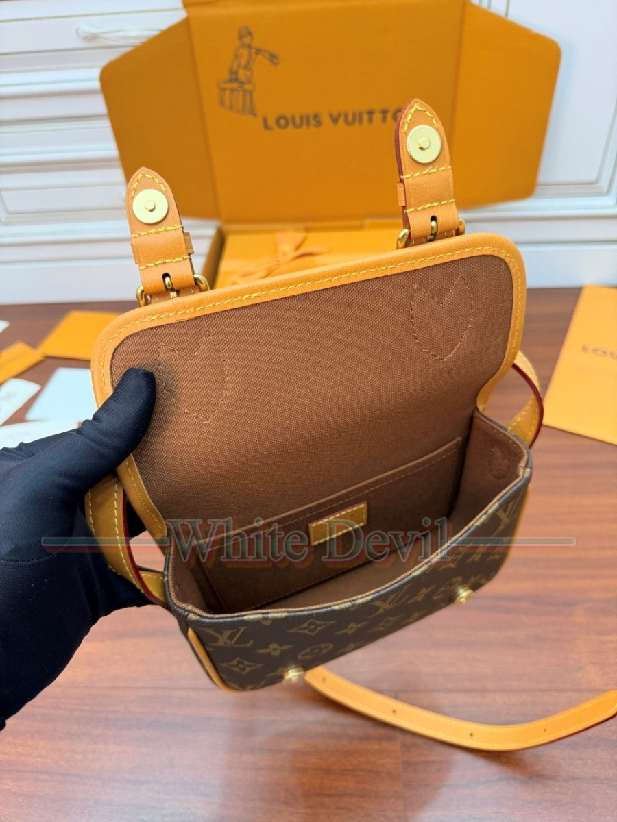 하얀악마 레플리카 루이비통 사첼 (10).jpg