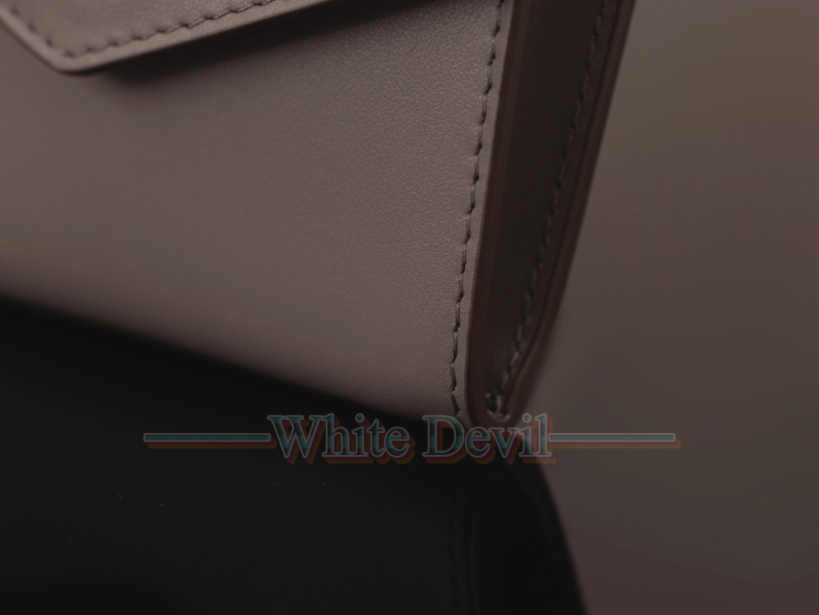 하얀악마 레플리카 미우미우 가방 (13).jpg