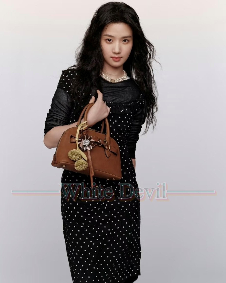 하얀악마 레플리카 미우미우 토트백 (2).jpg