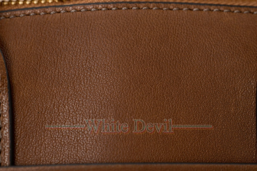 하얀악마 레플리카 미우미우 토트백 (16).jpg