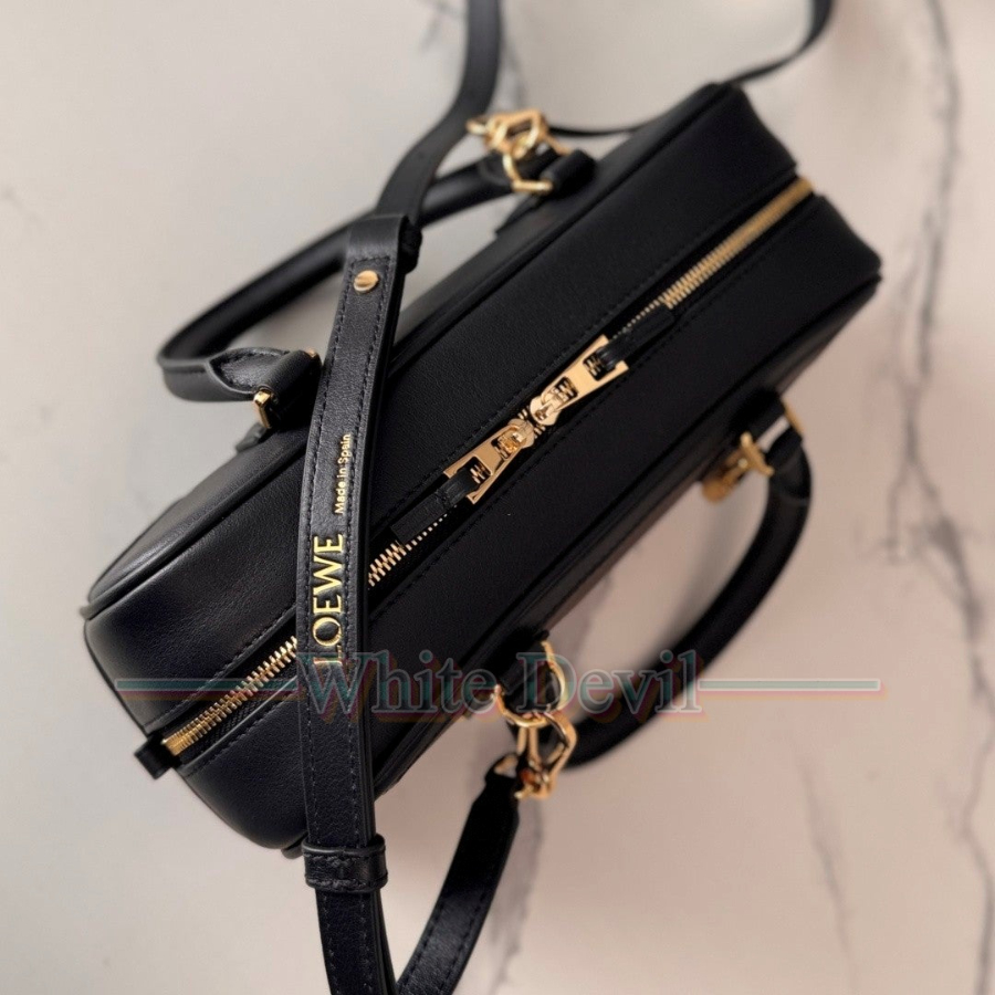 하얀악마 레플리카 로에베 클러치 (8).jpg
