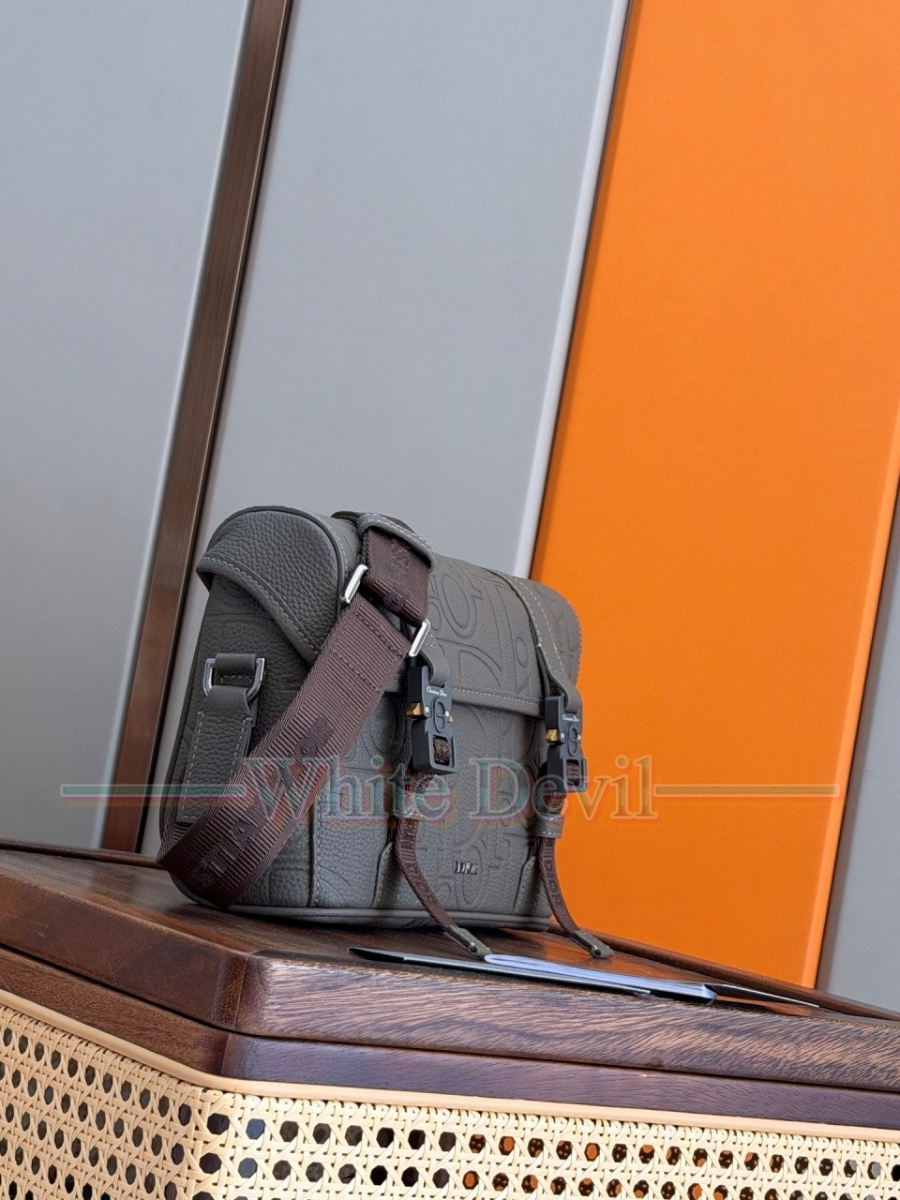 하얀악마 레플리카 디올 메신저백 (3).jpg