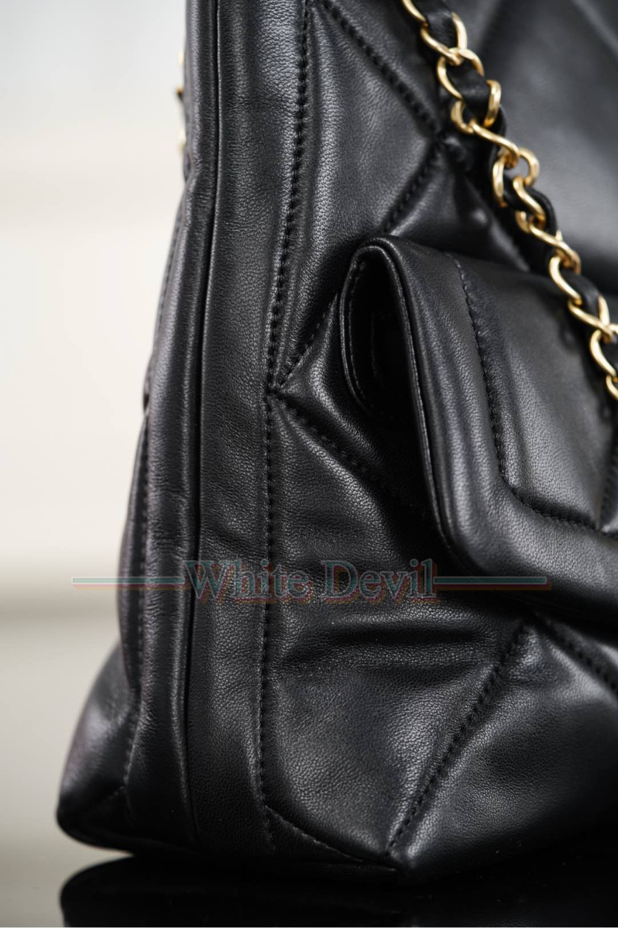 하얀악마 레플리카 샤넬 가방 (11).jpg