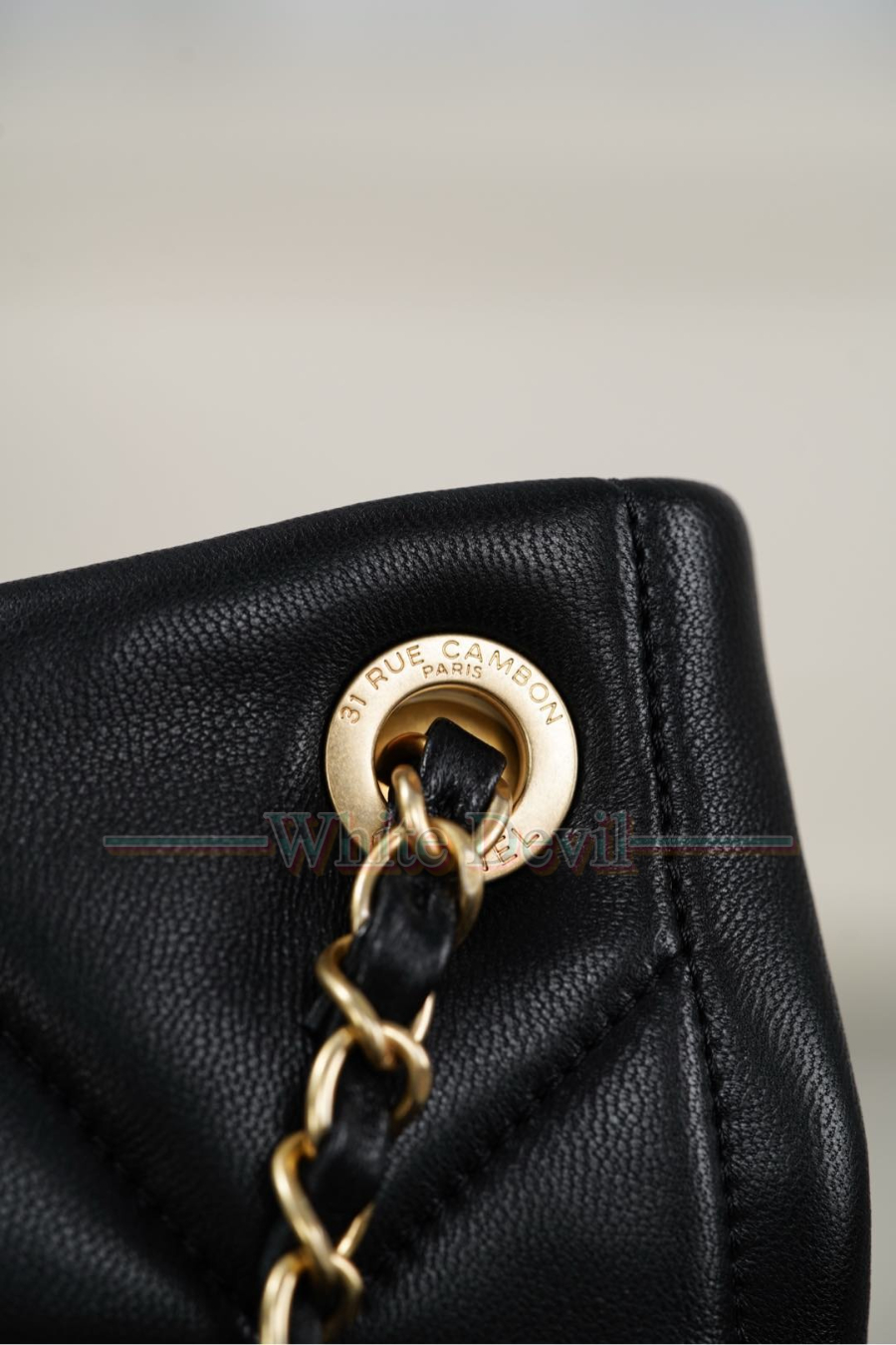 하얀악마 레플리카 샤넬 가방 (19).jpg