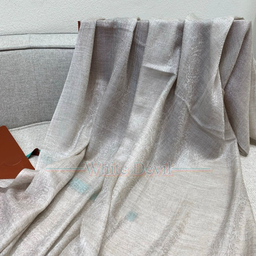 하얀악마 레플리카 로로피아나 목도리 (5).jpg