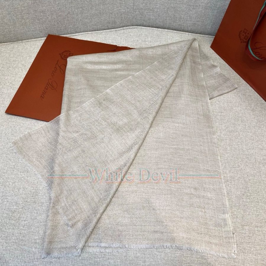 하얀악마 레플리카 로로피아나 목도리 (10).jpg