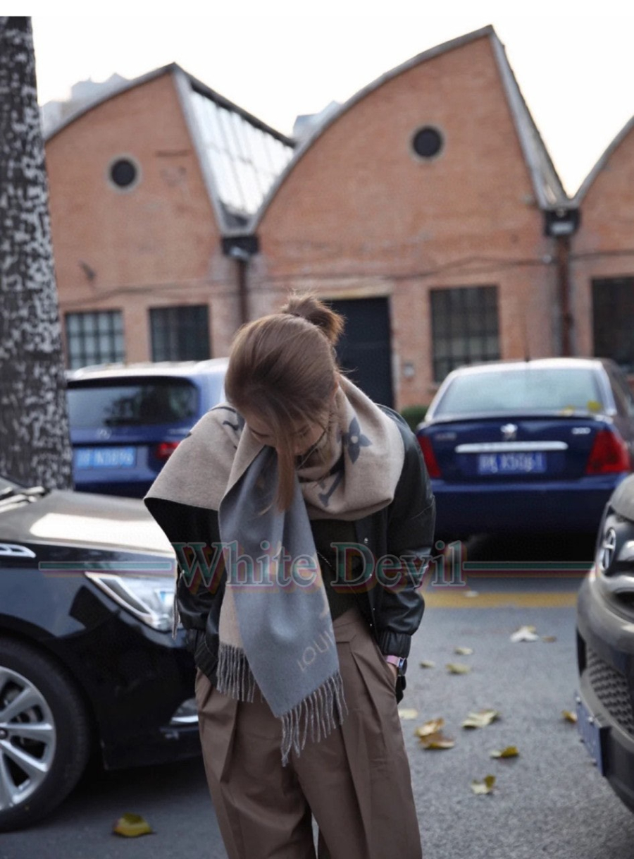 하얀악마 레플리카 루이비통 목도리 (2).jpg