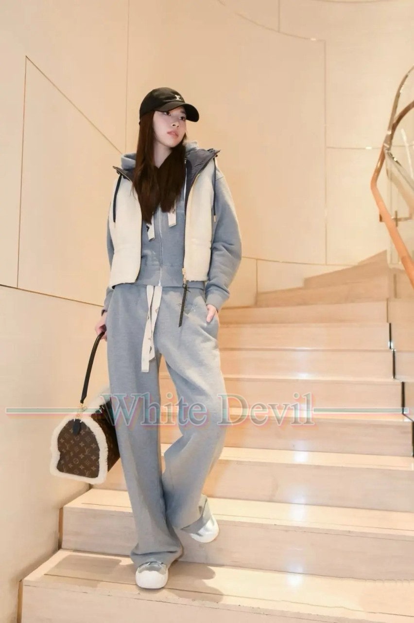 하얀악마 레플리카 루이비통 바지 (1).jpg