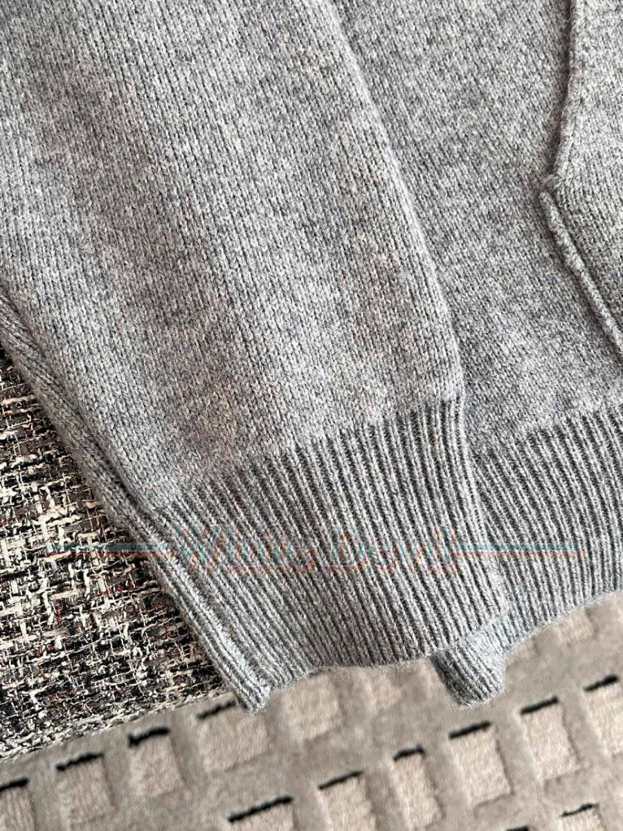 하얀악마 레플리카 셀린느 후드 니트 (17).jpg