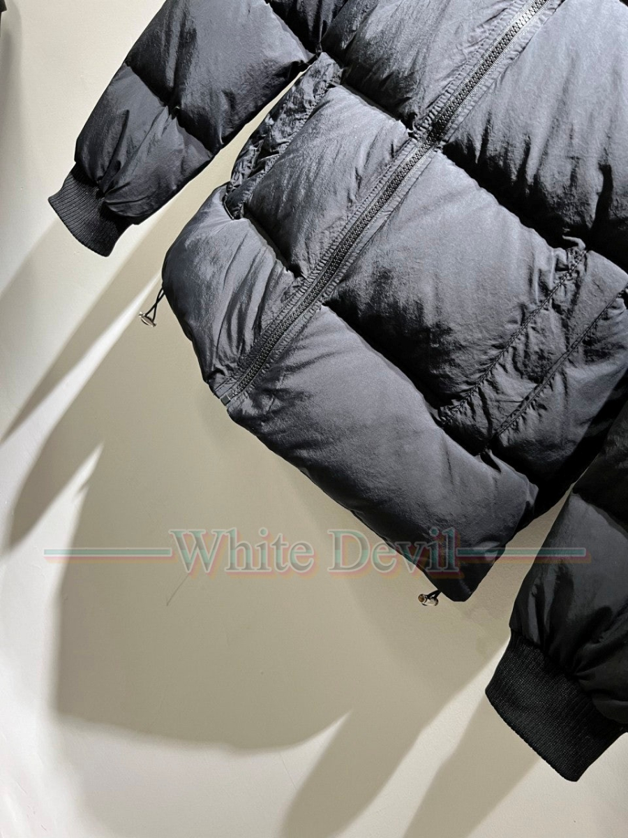 하얀악마 이미테이션 로에베 패딩 (7).jpg