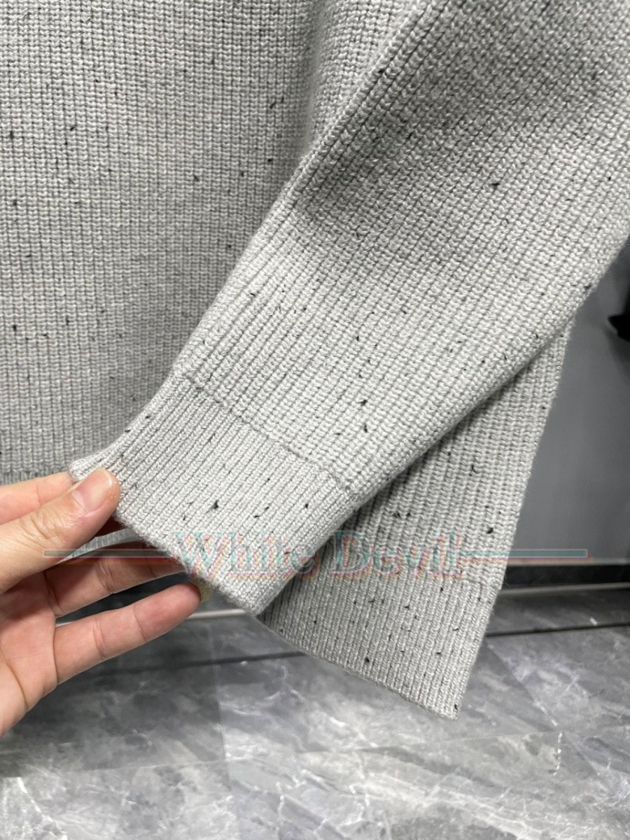 하얀악마 이미테이션 로에베 니트 (12).jpg