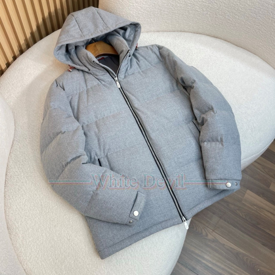 하얀악마 이미테이션 쿠치넬리 패딩 (10).jpg