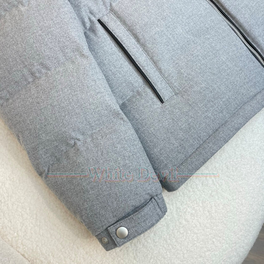 하얀악마 이미테이션 쿠치넬리 패딩 (13).jpg