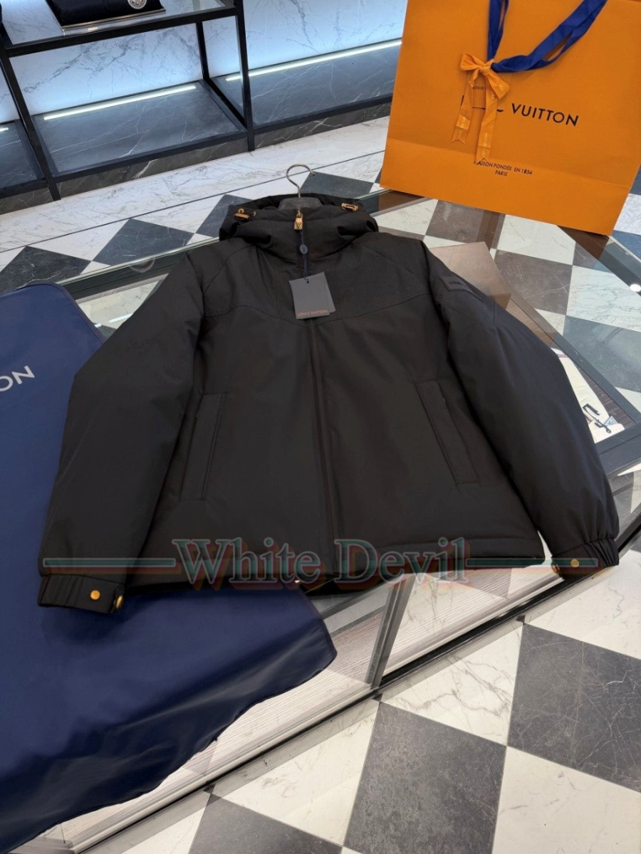 하얀악마 이미테이션 루이 점퍼 (10).jpg