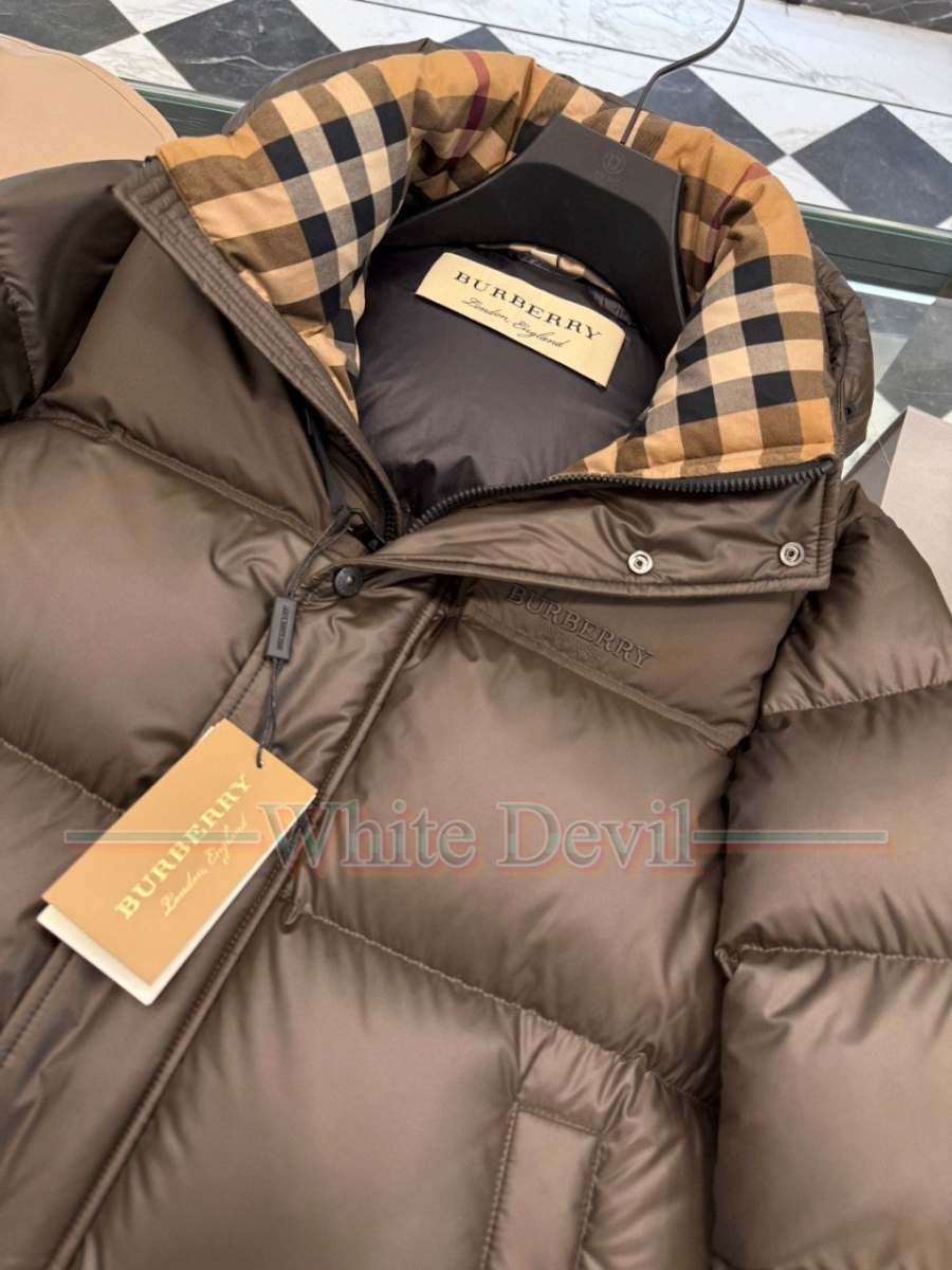 하얀악마 이미테이션 버버리 패딩 (11).jpg