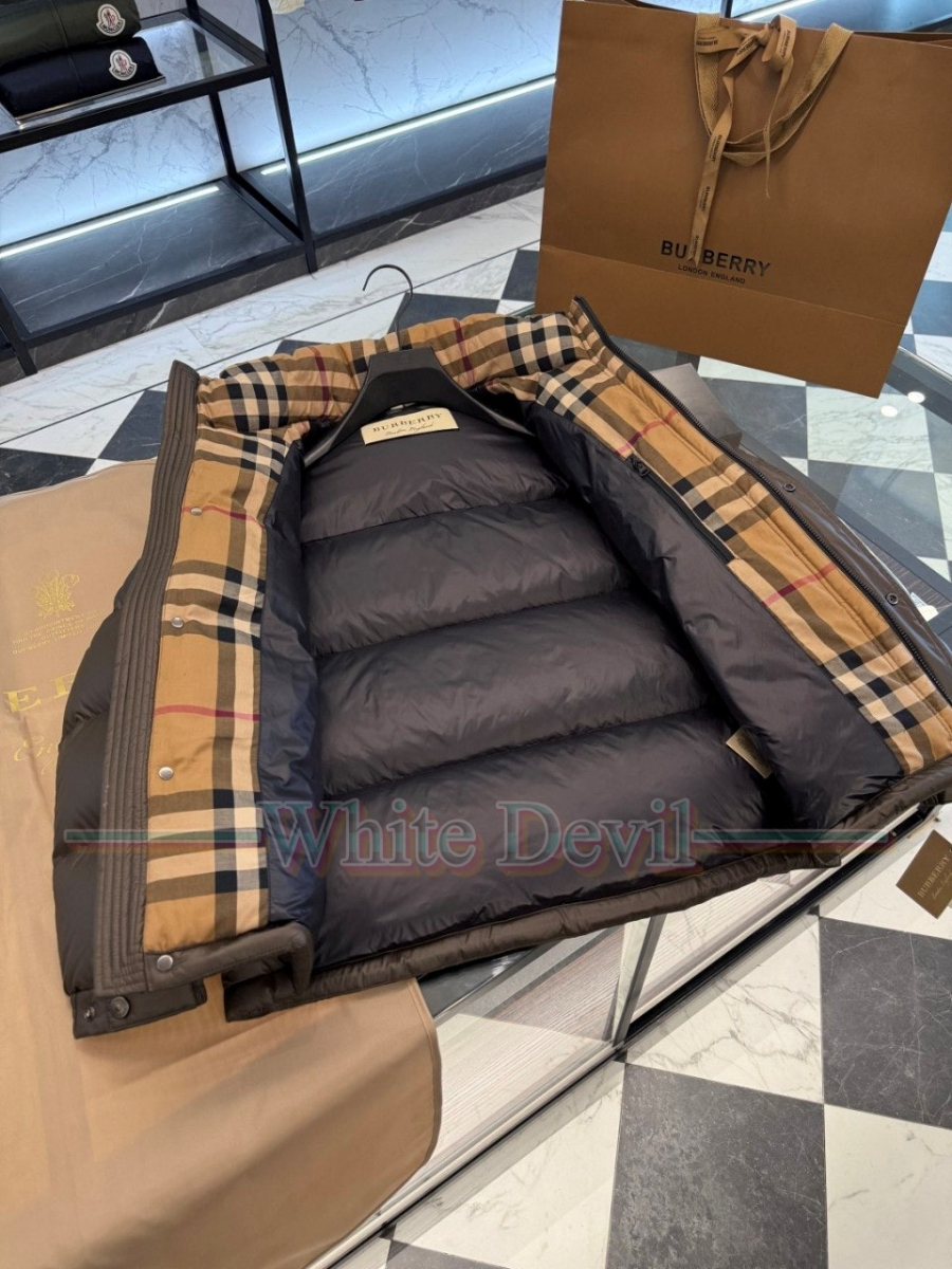 하얀악마 이미테이션 버버리 패딩 (13).jpg
