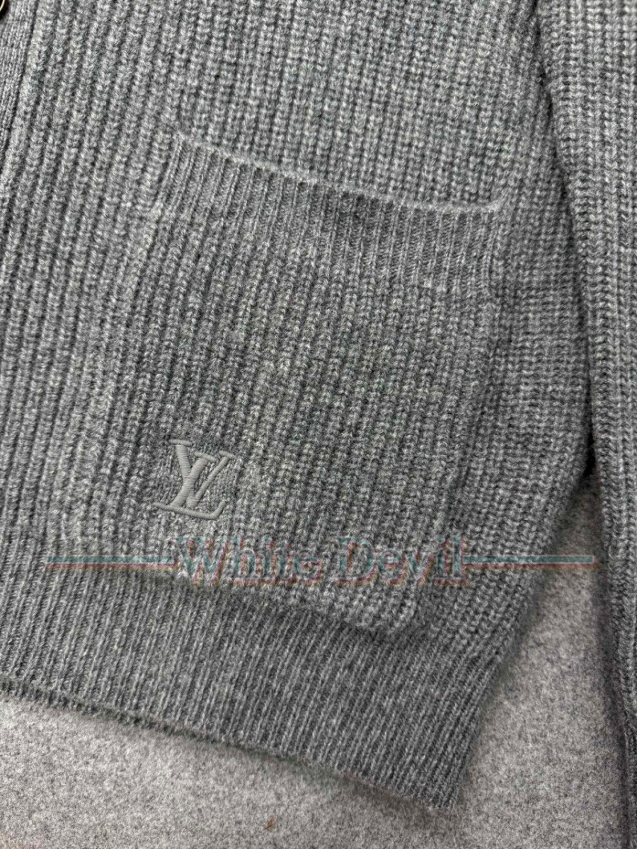 하얀악마 이미테이션 루이 가디건 (16).jpg