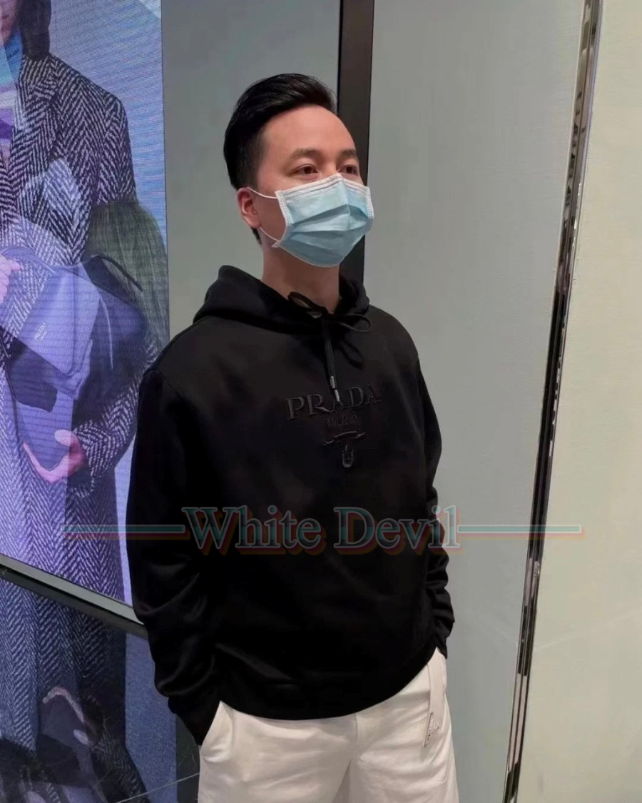 하얀악마 이미테이션 프라다 후드티 (2).jpg
