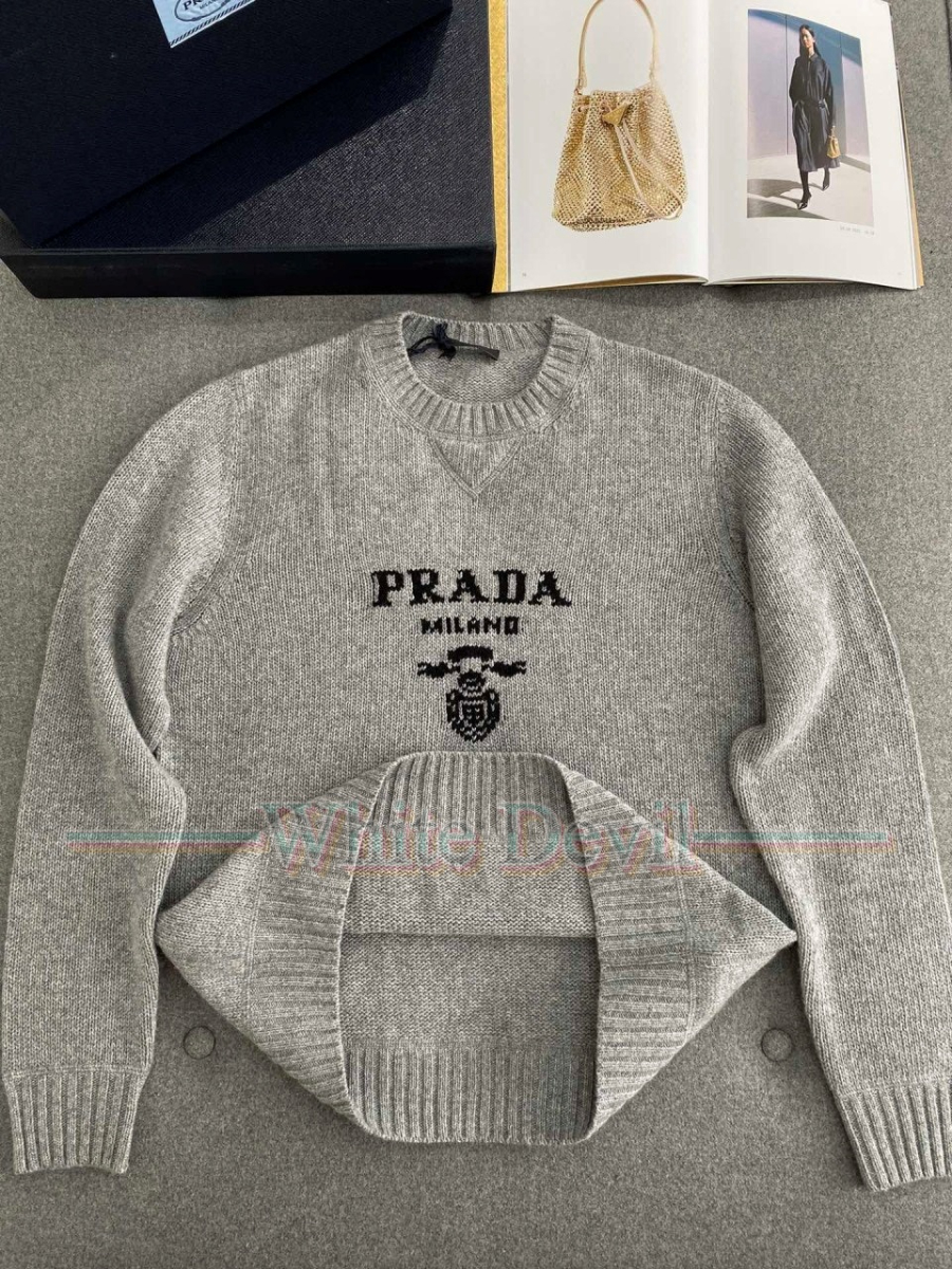하얀악마 이미테이션 프라다 니트 (6).jpg