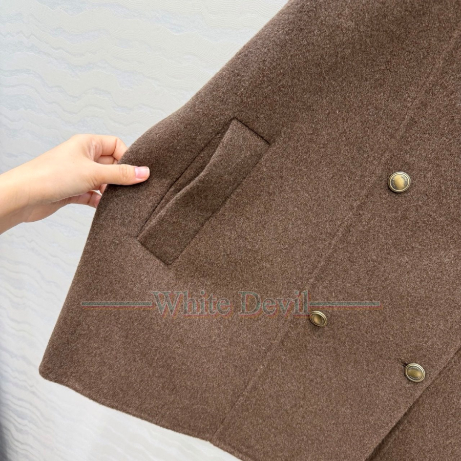 하얀악마 이미테이션 쿠치넬리 코트 (9).jpg