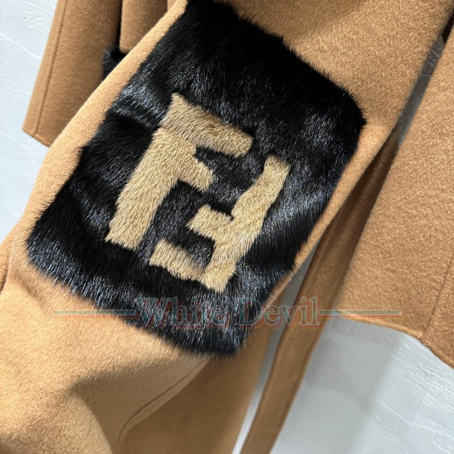 하얀악마 이미테이션 펜디 코트 (10).jpg