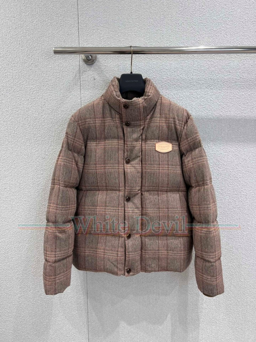 하얀악마 이미테이션 루이 패딩 (4).jpg