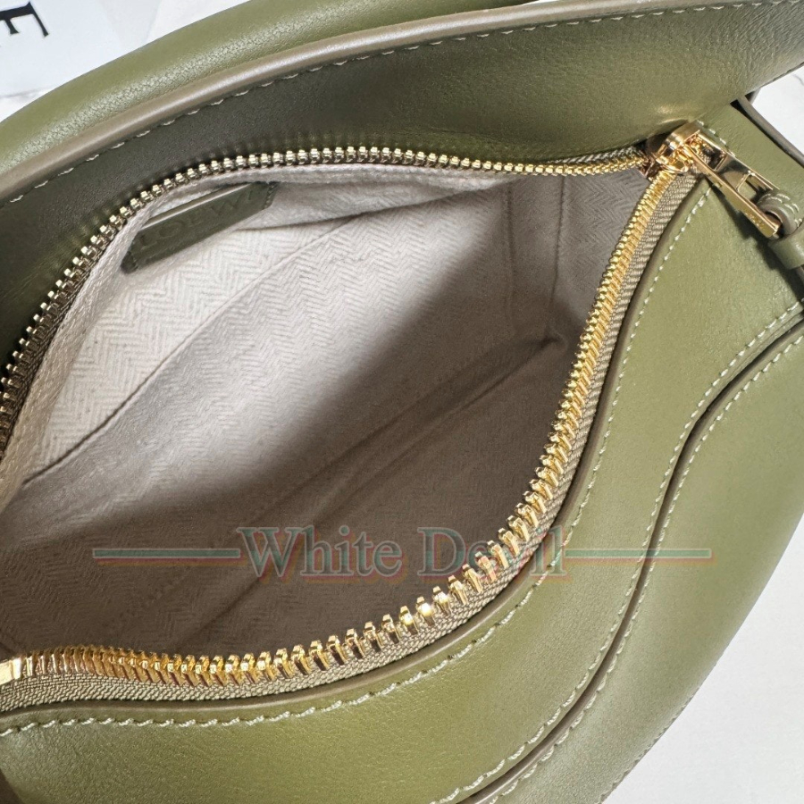 하얀악마 레플리카 로에베 가방 (10).jpg